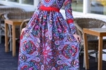 Haljine u ruskom stilu - stvaraju svijetao izgled!